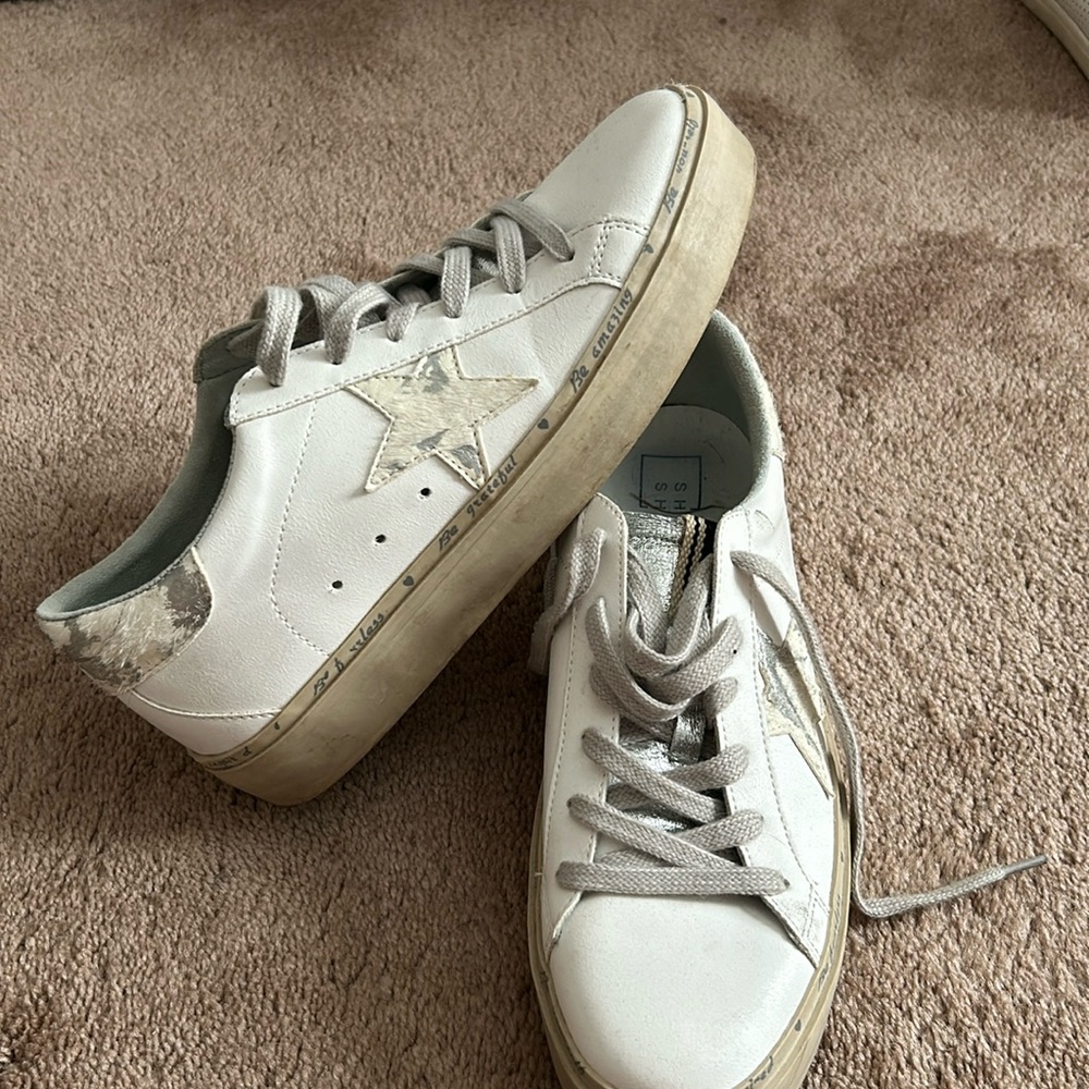 ShuShop Sneakers